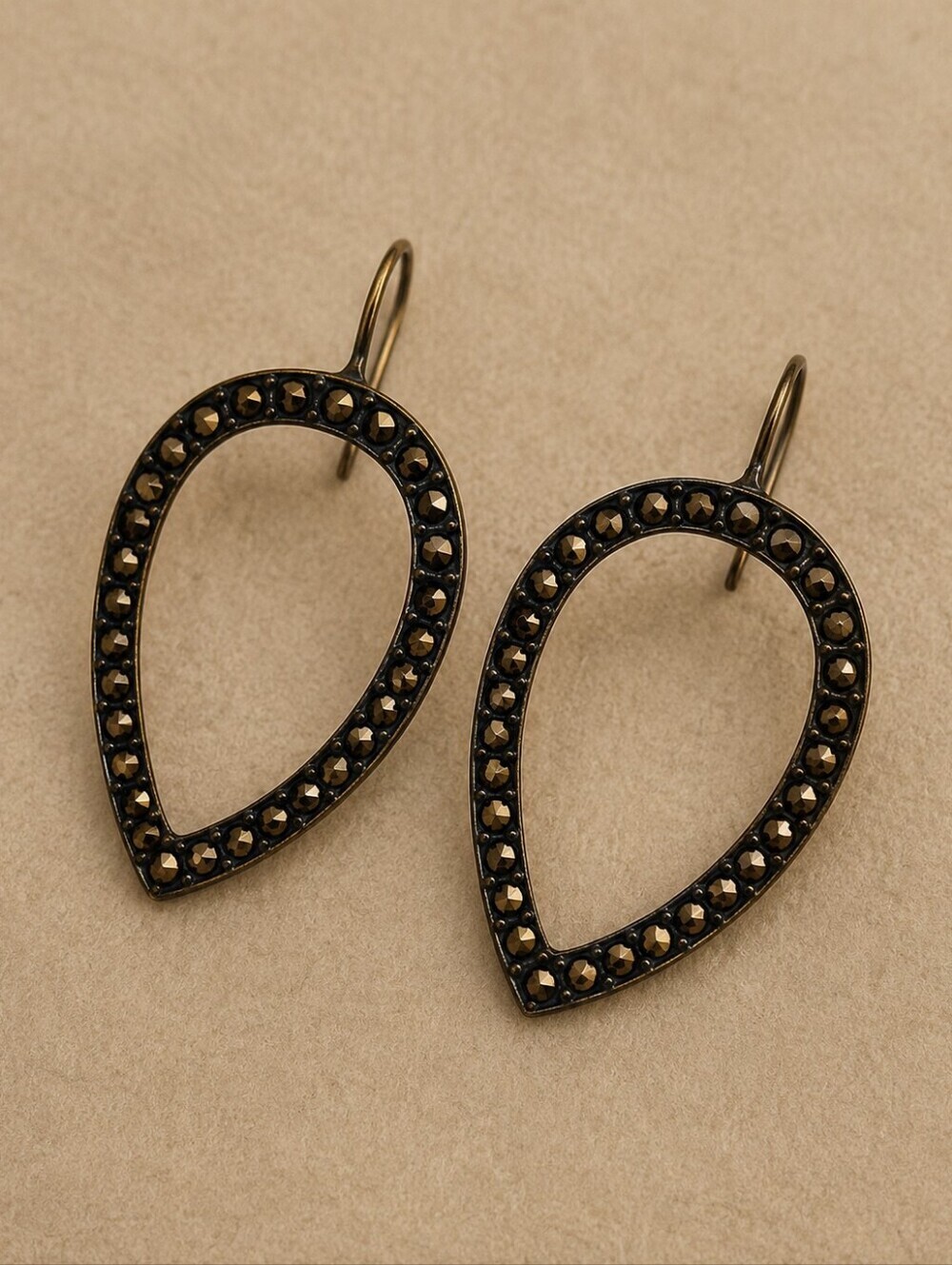 3/$30 KENNETH COLE Gunmetal Marcasite Hollow Teardrop Hook Earrings